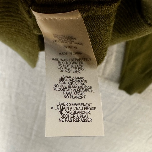 Liv Milano sweater rhinestone bow collar with keyhole olive green size Large - Picture 8 of 9